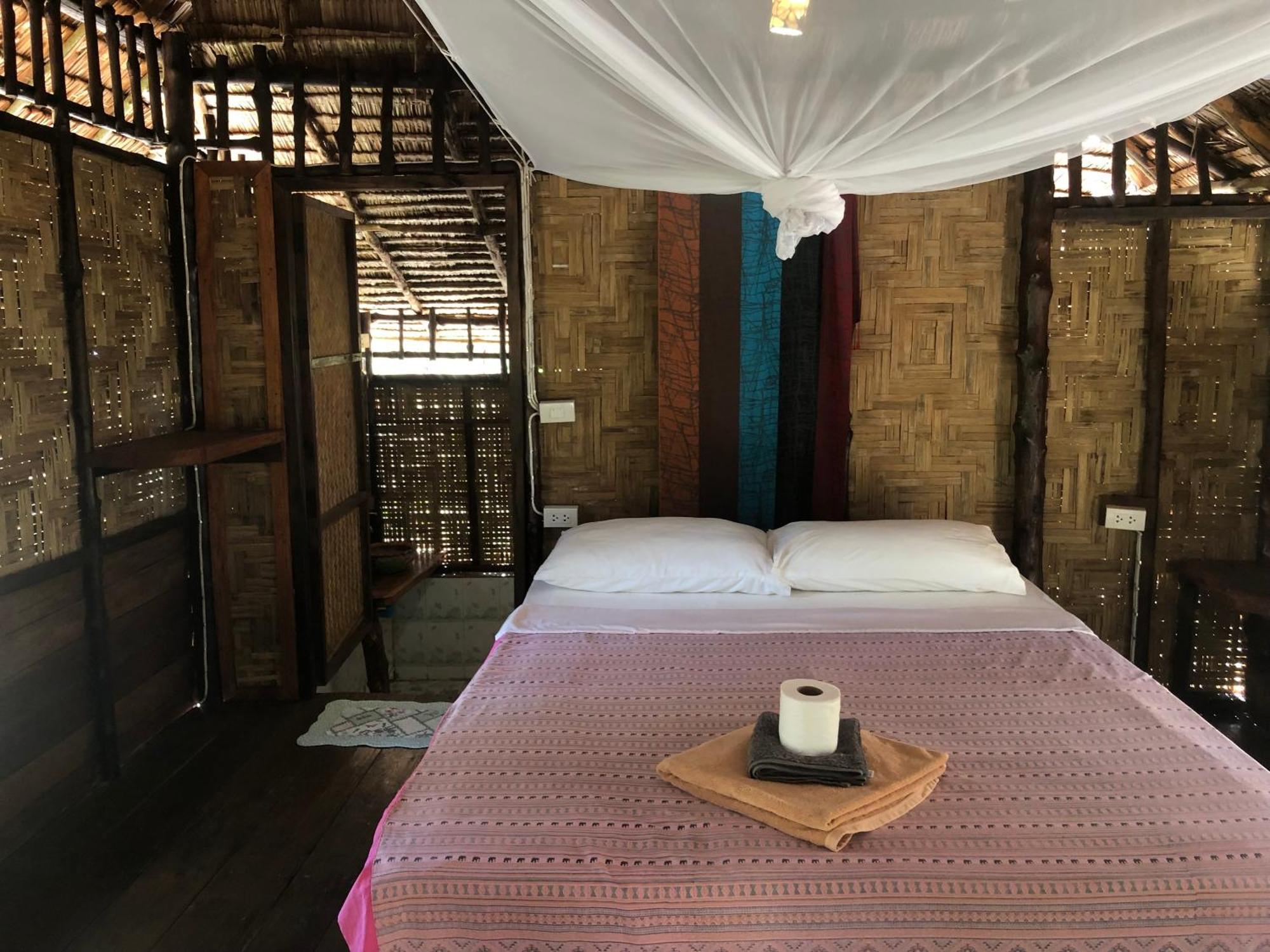Horizon Eco Resort Ko Phra Thong Esterno foto